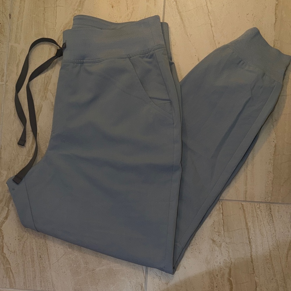 Figs Zamora scrub pants